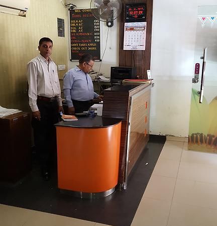 Hotel Relish Vadodara Exterior photo